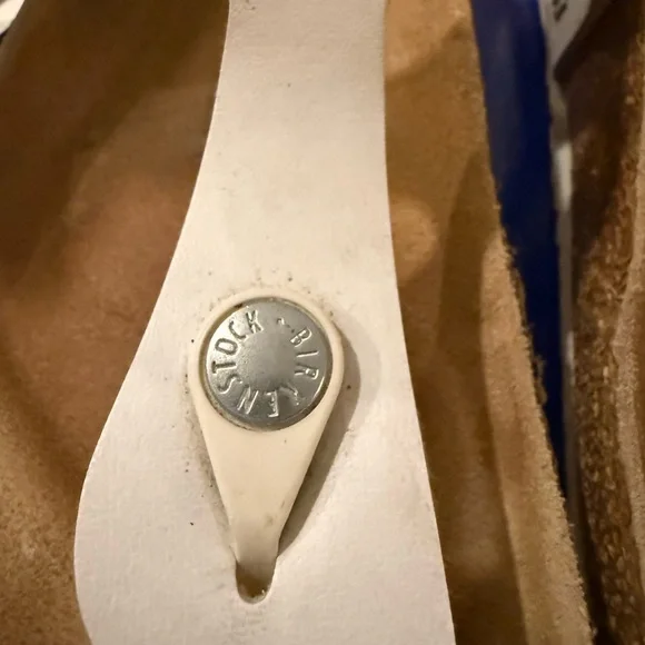 Birkenstock Gizah Women's White Sandals size 38 - Picture 9 of 12